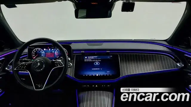 Mercedes-Benz E-Class 2024 — ფოტო 12/17