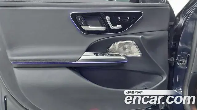 Mercedes-Benz E-Class 2024 — ფოტო 2/17