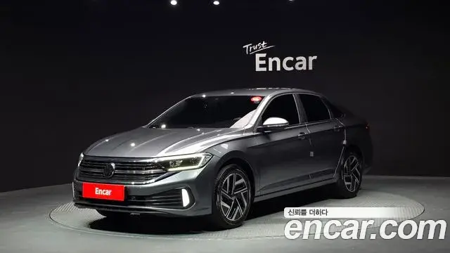 Volkswagen Jetta 2024 — Photo 1/28