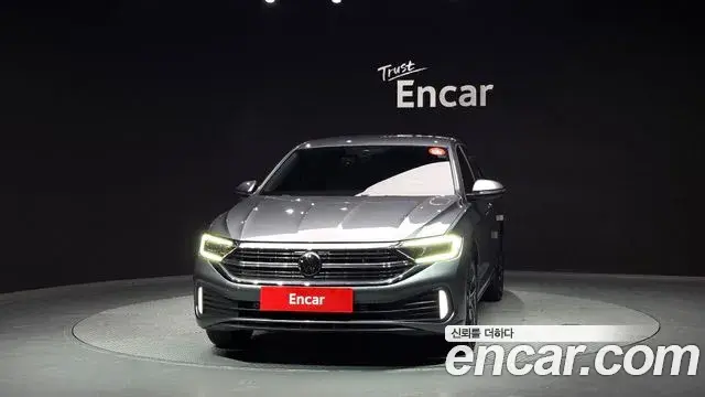 Volkswagen Jetta 2024 — Photo 8/28