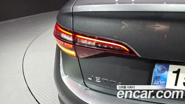 Volkswagen Jetta 2024 — Photo 6/28