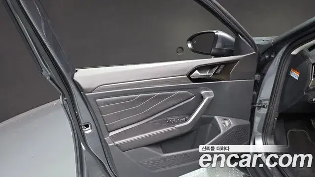 Volkswagen Jetta 2024 — Photo 2/28