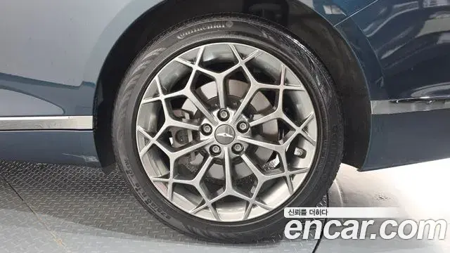 Genesis G80 2021 — Şəkil 12/36