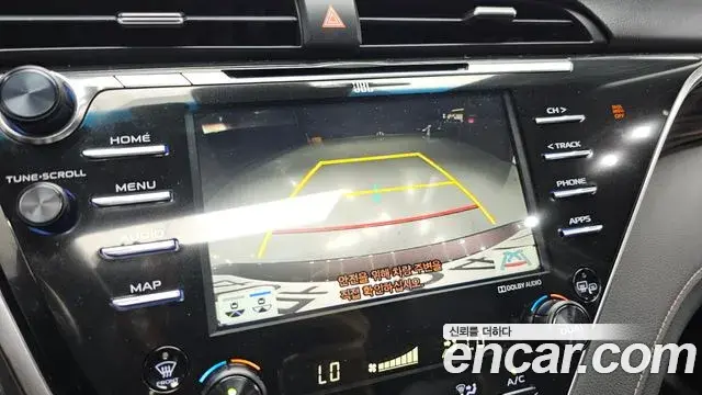 Toyota Camry 2018 — Фото 14/20