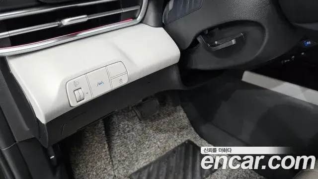 Hyundai The New Avante Hybrid 2021 — ფოტო 25/30