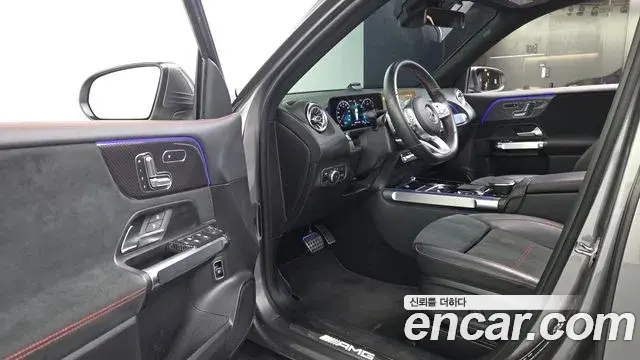 Mercedes-Benz GLB-Class 2021 — Фото 9/20