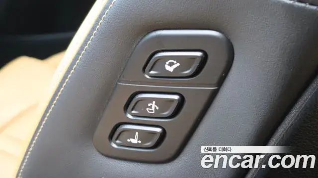 Kia K5 2022 — Photo 8/34
