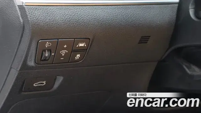 Kia K5 2022 — Photo 32/34