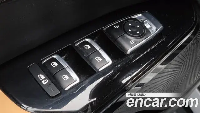 Kia K5 2022 — Photo 5/34