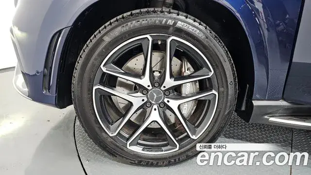 Mercedes-Benz GLE-Class 2021 — Şəkil 1/37