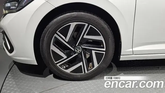 Volkswagen Jetta 2022 — Photo 13/33