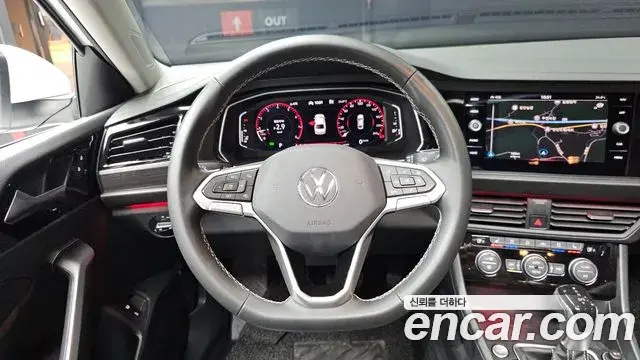 Volkswagen Jetta 2022 — Photo 19/33