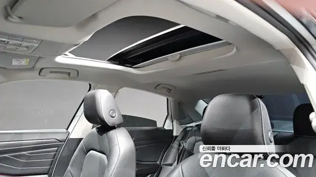 Volkswagen Jetta 2022 — Photo 8/33