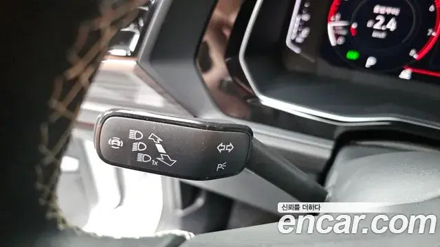 Volkswagen Jetta 2022 — Photo 20/33