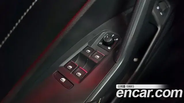 Volkswagen Jetta 2022 — Photo 4/33
