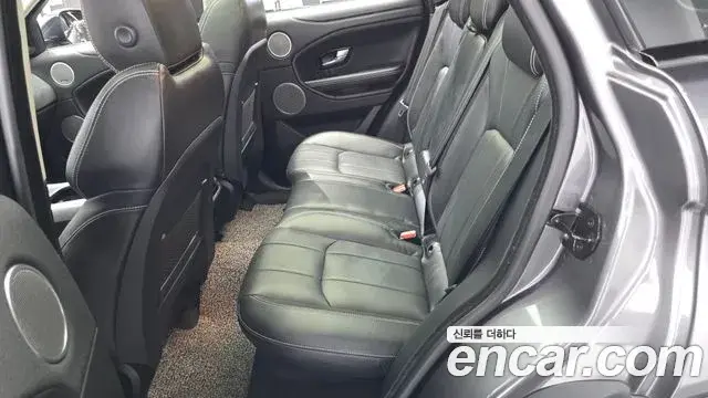 Land Rover Range Rover Evoque 2018 — ფოტო 25/34
