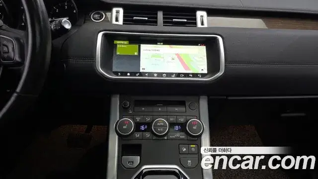 Land Rover Range Rover Evoque 2018 — ფოტო 19/34