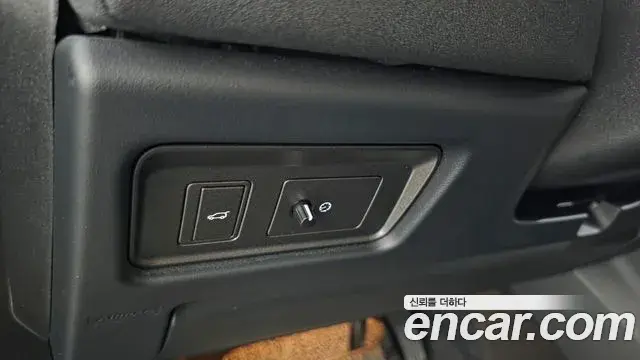 Land Rover Range Rover Evoque 2018 — ფოტო 12/34