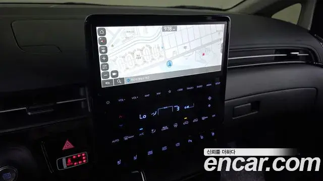 Hyundai Staria 2025 — Фото 15/20