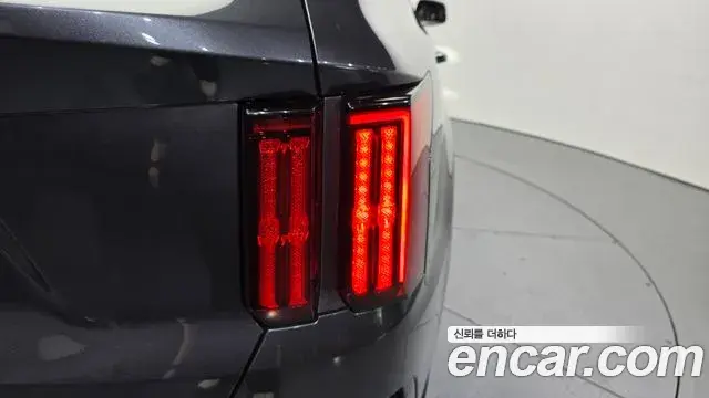 Kia Sorento 2021 — Photo 27/33