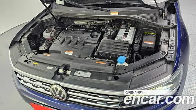 Volkswagen Tiguan 2018 — Photo 13/20