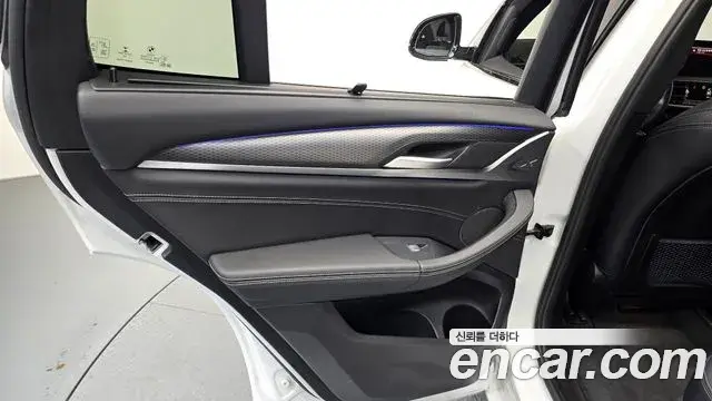 BMW X3 2023 — Şəkil 28/32