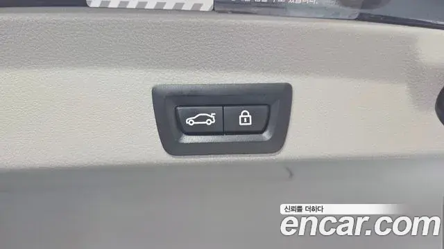 BMW 4 Series 2019 — Şəkil 20/33