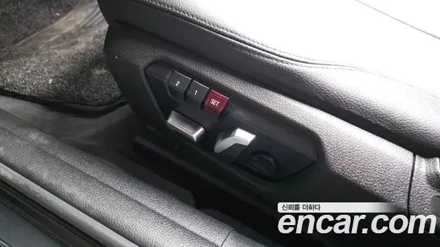 BMW 4 Series 2019 — Şəkil 33/33
