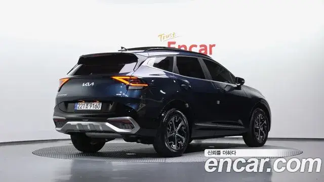 Kia Sportage 2022 — Şəkil 23/35