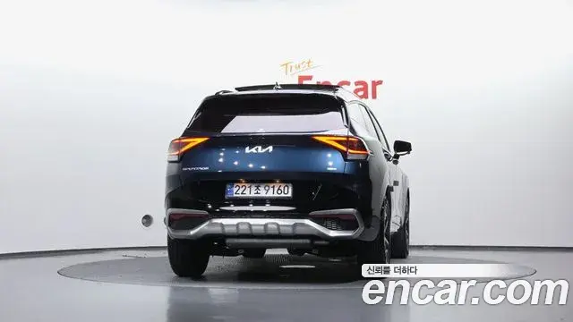 Kia Sportage 2022 — Şəkil 17/35
