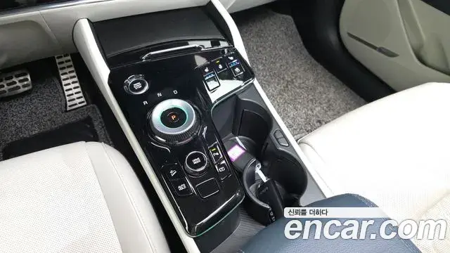 Kia Sportage 2022 — Şəkil 32/35