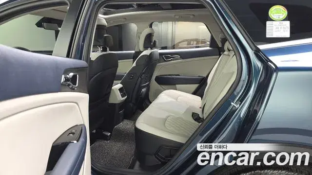 Kia Sportage 2022 — Şəkil 19/35