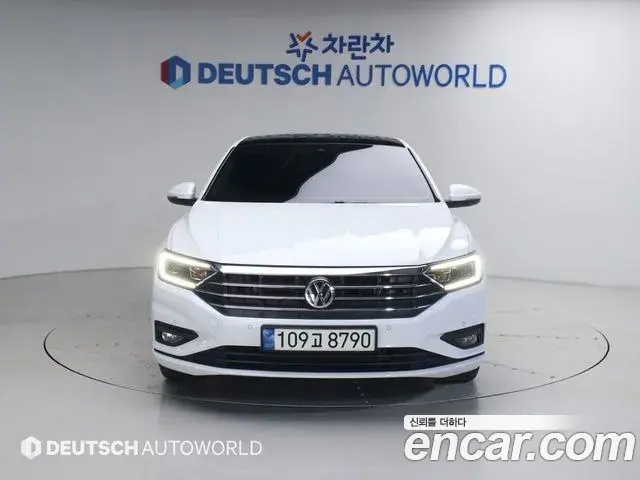 Volkswagen Jetta 2021 — Şəkil 5/20