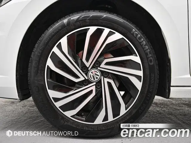 Volkswagen Jetta 2021 — Şəkil 7/20