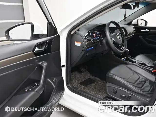 Volkswagen Jetta 2021 — Şəkil 19/20