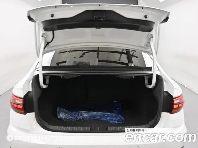 Volkswagen Jetta 2021 — Şəkil 14/20