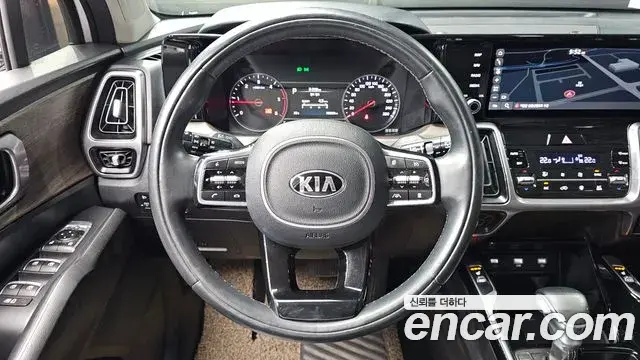 Kia Sorento 2020 — ფოტო 16/20