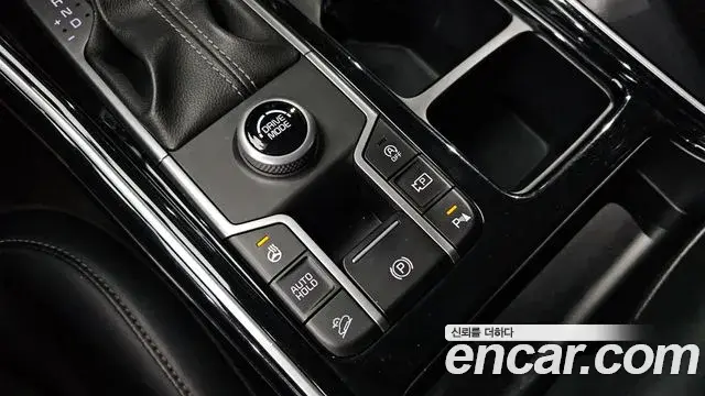 Kia Sorento 2020 — ფოტო 5/20