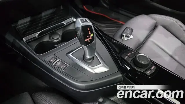 BMW 1 Series 2018 — ფოტო 12/20