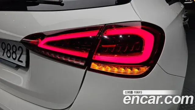 Mercedes-Benz A-Class 2023 — Şəkil 30/31