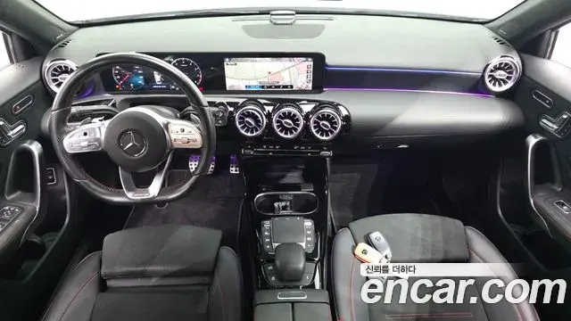 Mercedes-Benz A-Class 2020 — Фото 7/20