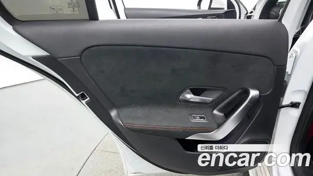 Mercedes-Benz A-Class 2020 — Şəkil 8/30