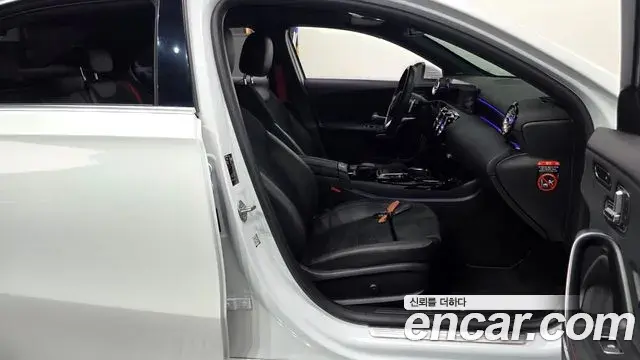 Mercedes-Benz A-Class 2020 — Şəkil 4/30