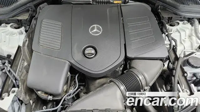 Mercedes-Benz E-Class 2024 — ფოტო 6/20