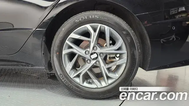 Hyundai Sonata 2022 — Фото 13/20