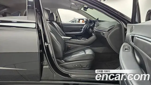 Hyundai Sonata 2022 — Фото 18/20