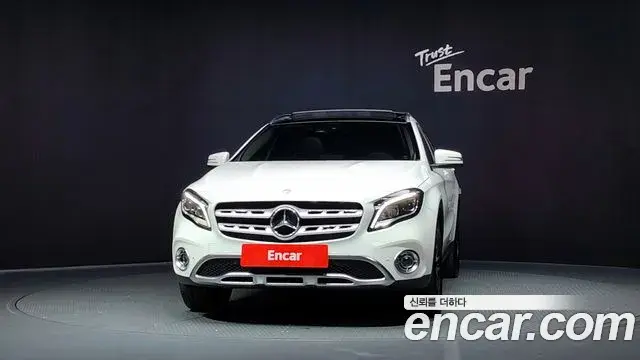 Mercedes-Benz GLA-Class 2018 — Фото 2/20