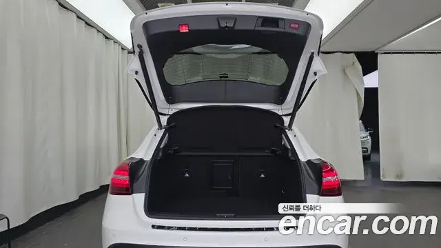 Mercedes-Benz GLA-Class 2018 — Фото 17/20