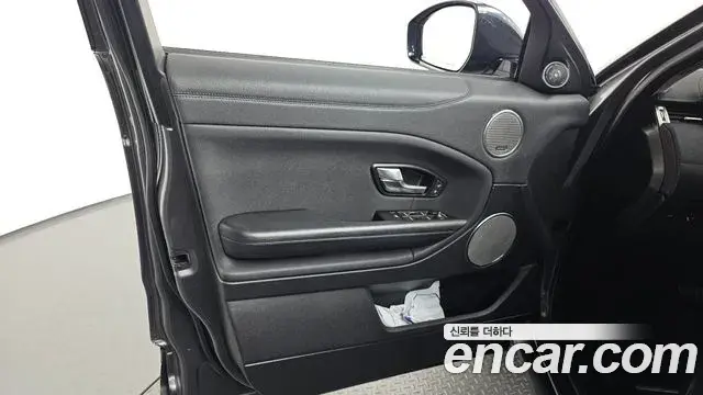 Land Rover Range Rover Evoque 2019 — Şəkil 14/32