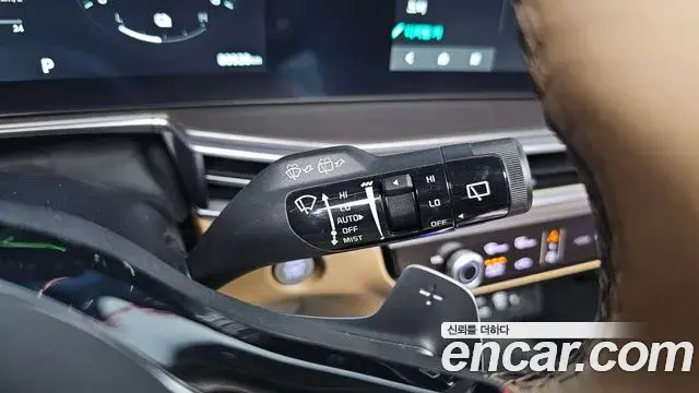 Kia Sorento 2023 — Şəkil 17/34